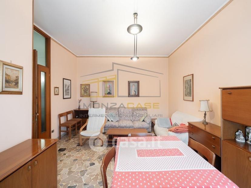 Trilocale in Viale Campania 56 — foto 15 di 35