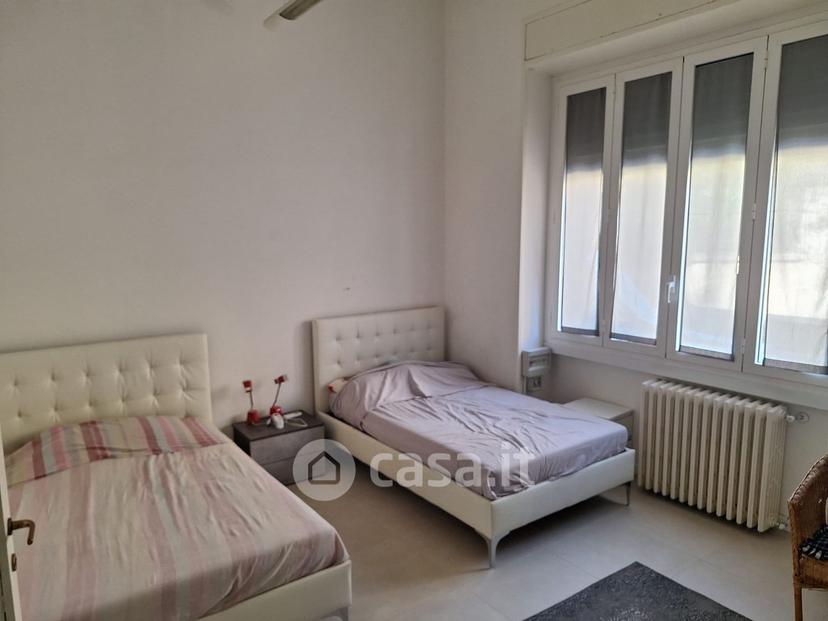 Trilocale in Via Cicco Simonetta — foto 11 di 21