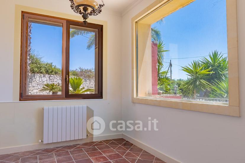 Villa in Via Agamennone 2 — foto 19 di 93