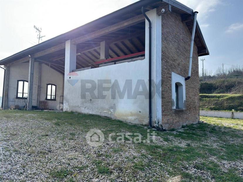 Villa in Località Mirandola 200 — foto 46 di 47