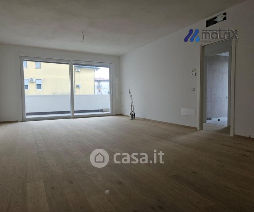 Appartamento in Via Argine Sinistro — foto 8 di 34