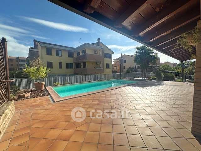 Villa in Via Sandro Pertini 21 — foto 24 di 83
