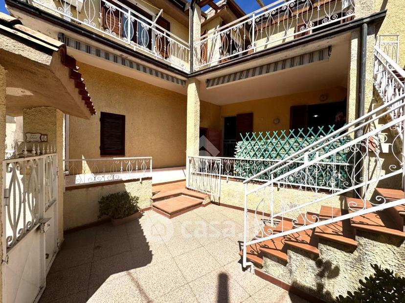 Trilocale in Via Mazzini 6 — foto 2 di 28