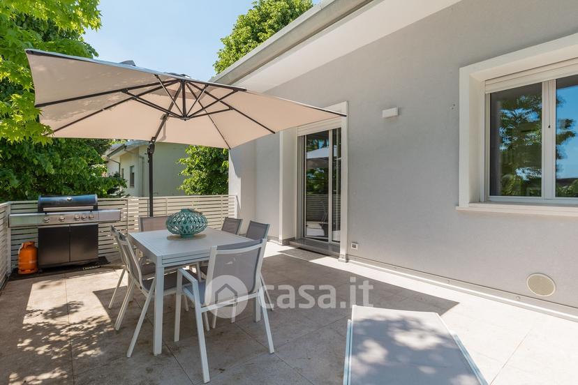 Villa in Via Benedetto Zallone 24 — foto 26 di 41