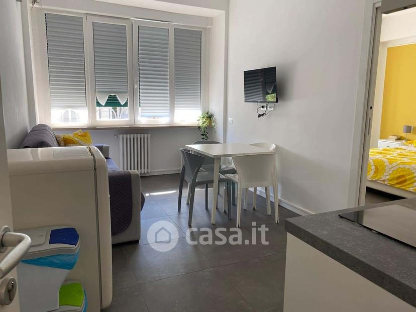 Bilocale in Via Francesco Crispi 59