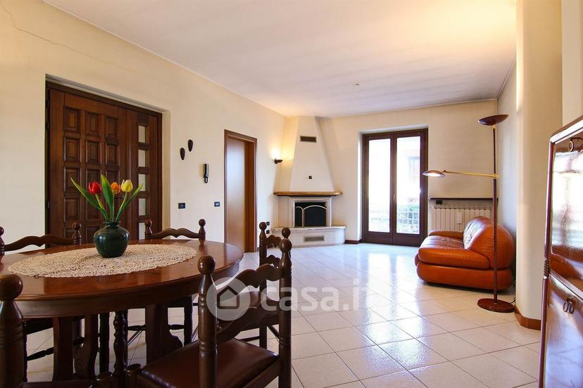 Villa in Via Enrico Fermi 9 — foto 32 di 45