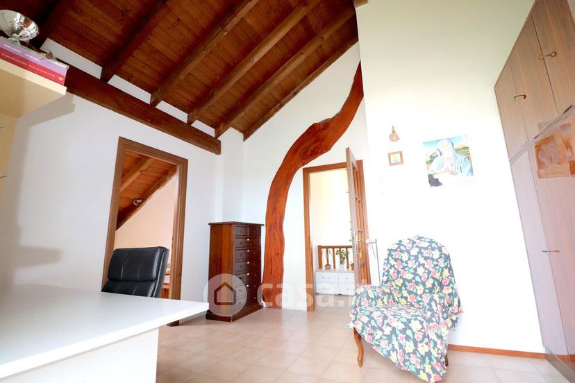 Villa in Via Aspesi Gaetano 160 — foto 25 di 29