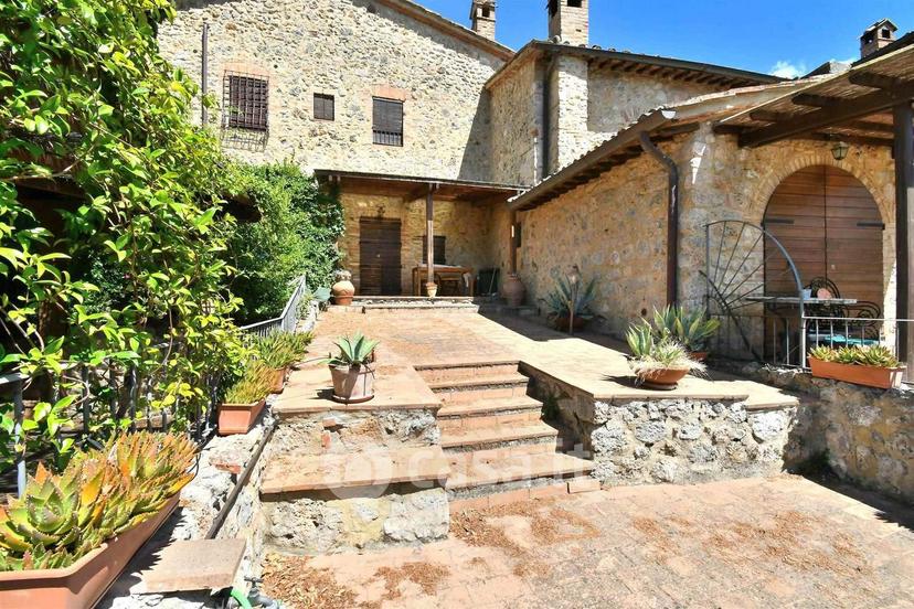 Quadrilocale in Strada di Lucciana — foto 30 di 43