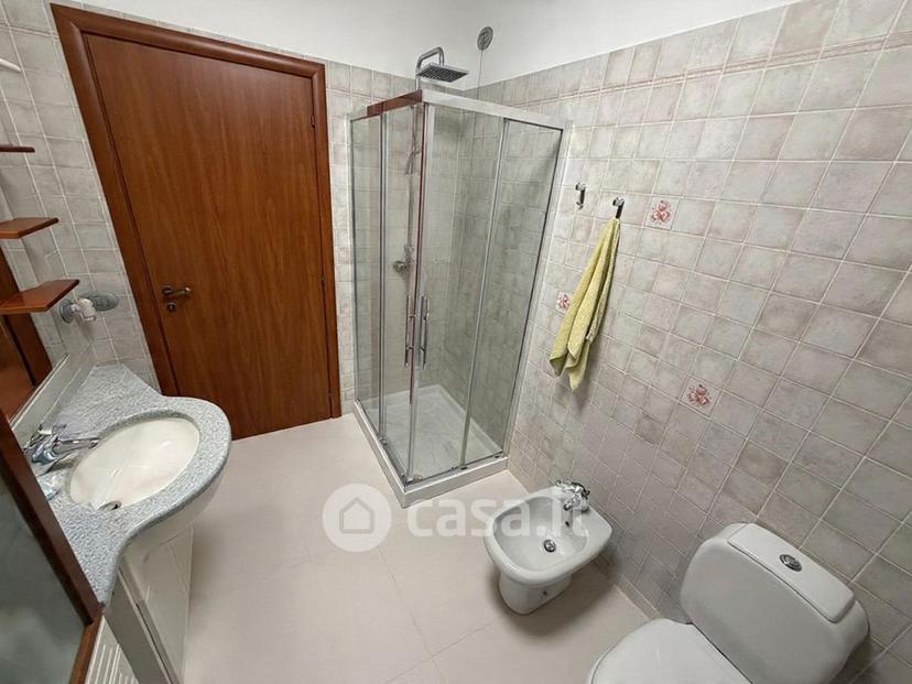 Trilocale in Via Toscana 84 a — foto 19 di 22