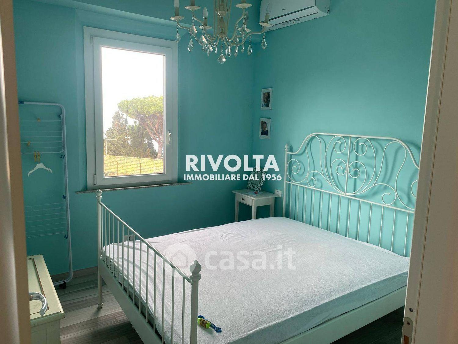 Trilocale in Via Lividonia
