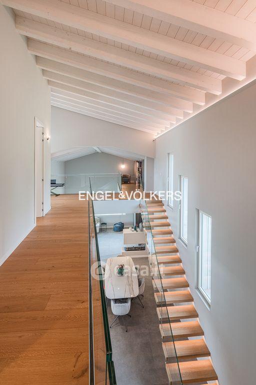 Villa in Via del Borgo 2 — foto 4 di 33