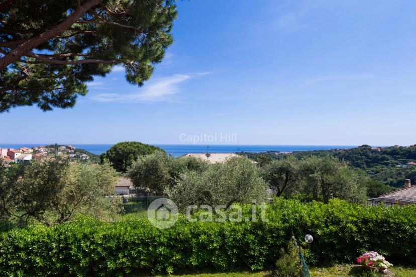 Villa in Via Ferrari 87 — foto 44 di 45