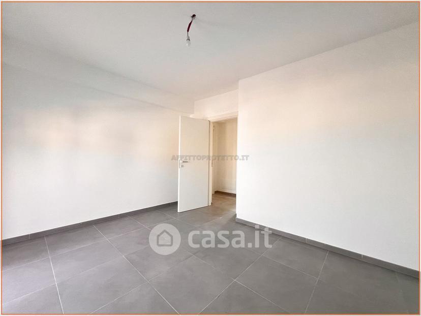 Trilocale in Via Angelo Rubino — foto 19 di 35