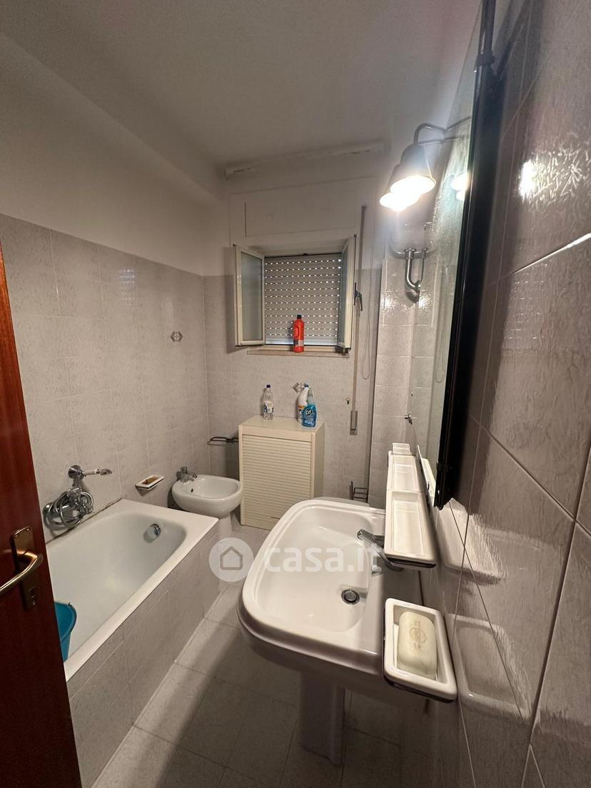 Quadrilocale in Via della Scafa 5 — foto 20 di 22