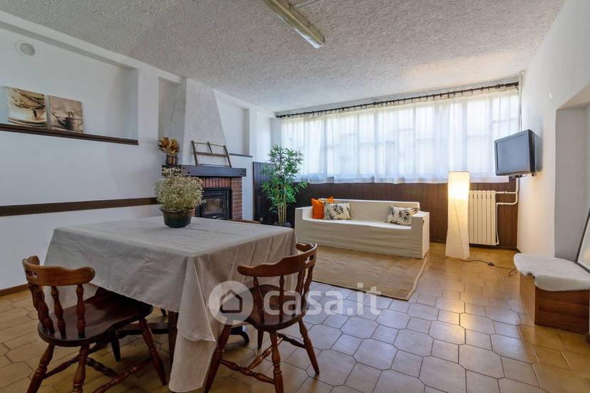 Quadrilocale in Vicolo Alvod 29 — foto 16 di 39