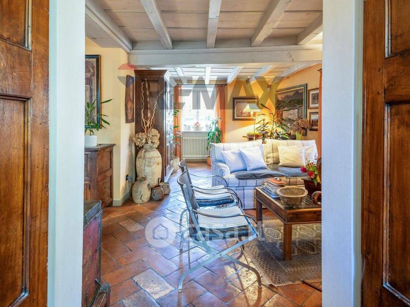 Villa in Via delle Monache — foto 9 di 42