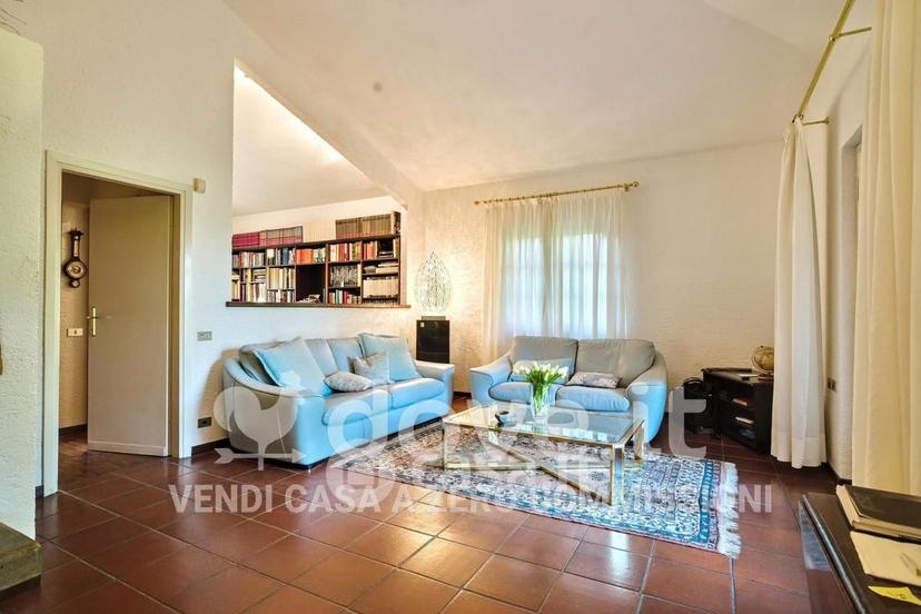 Villa in Via Alessandro Manzoni 28 — foto 17 di 43