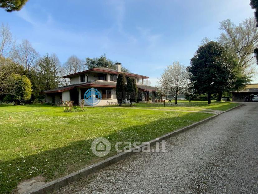 Villa in Via P. Micca — foto 35 di 37