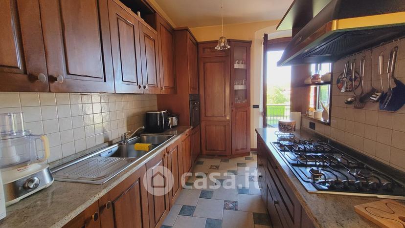 Villa in Via Fratelli Bandiera — foto 32 di 84