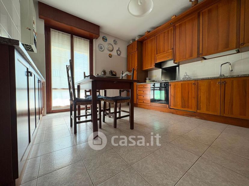 Trilocale in Via Generale Carlo Alberto Dalla Chiesa — foto 17 di 19
