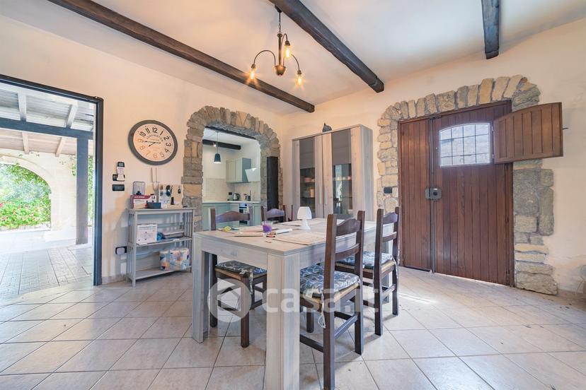 Villa in Strada Comunale Brindisi 6 — foto 29 di 54