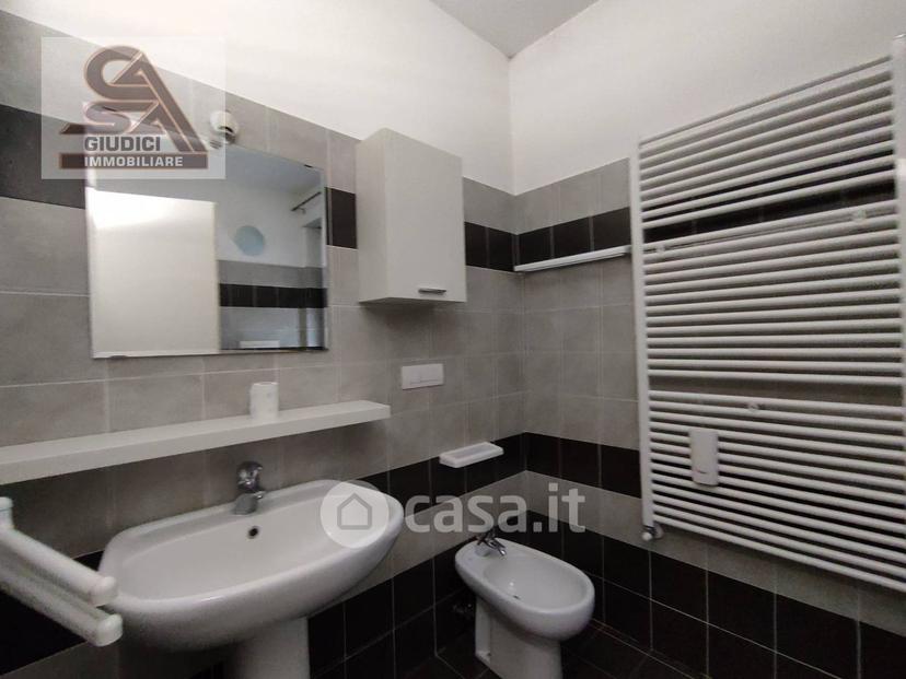Monolocale in Viale Rimembranze 3 — foto 14 di 19