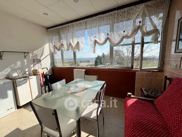 Trilocale in Lungomare Italia — foto 10 di 34