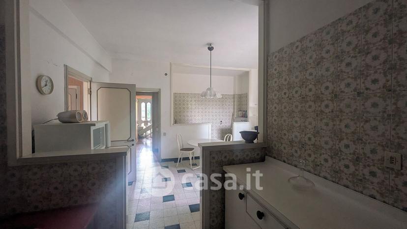 Villa in Via Fanny Roncati Carli — foto 15 di 26