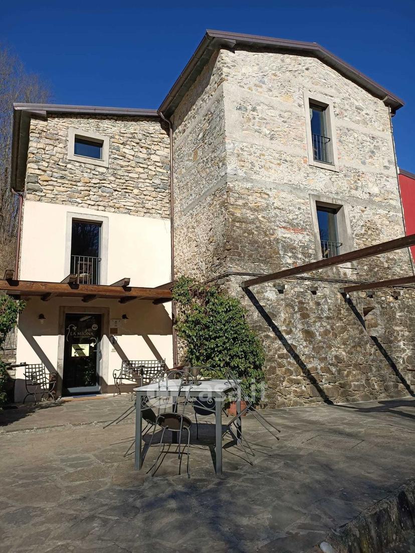 Villa in Via M. Llo Ugo Cortesi — foto 11 di 51