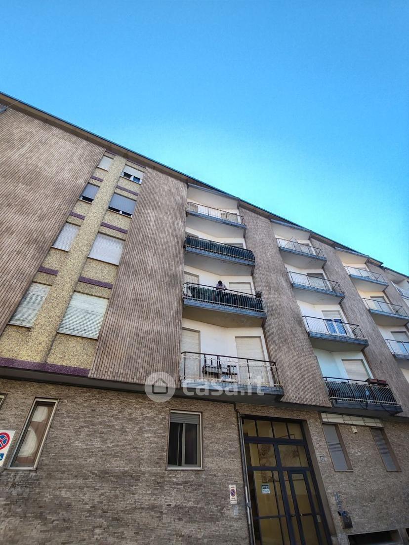 Stanza in Via Gioacchino Rossini 15 — foto 21 di 33