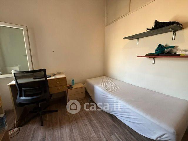 Stanza in Corso Bersaglieri — foto 15 di 15
