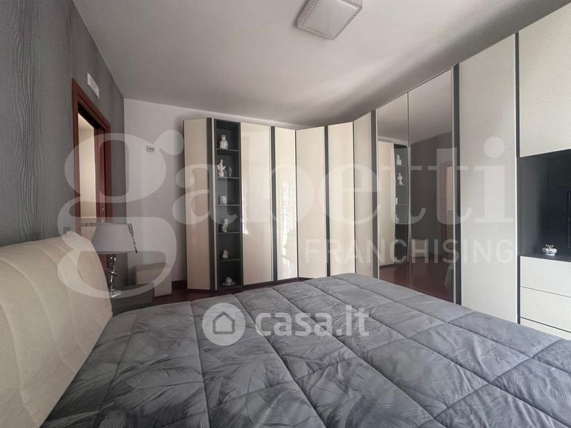 Villa in Via Benvenuto Cellini 9 — foto 18 di 30