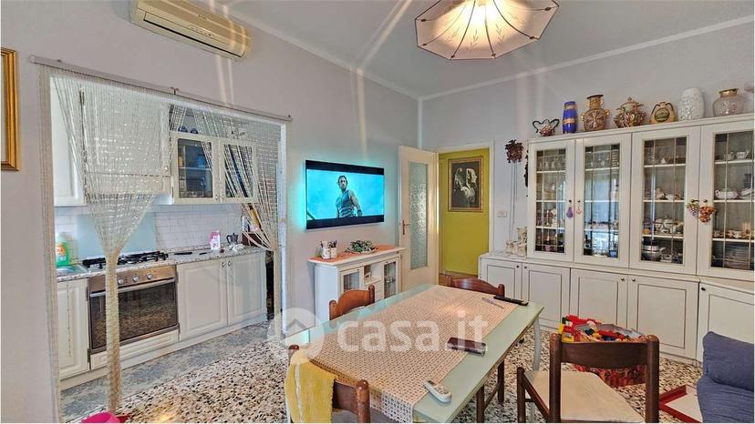Trilocale in Via Antonelli — foto 8 di 24