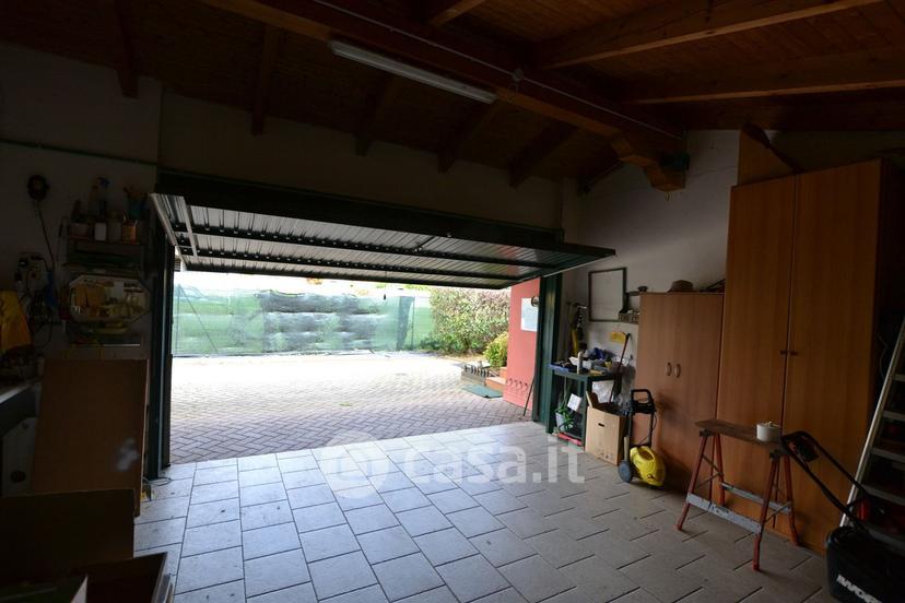 Villa in Via Roma 11 — foto 33 di 40