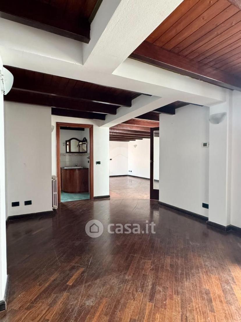 Appartamento in Via del Fervore 64 — foto 4 di 41