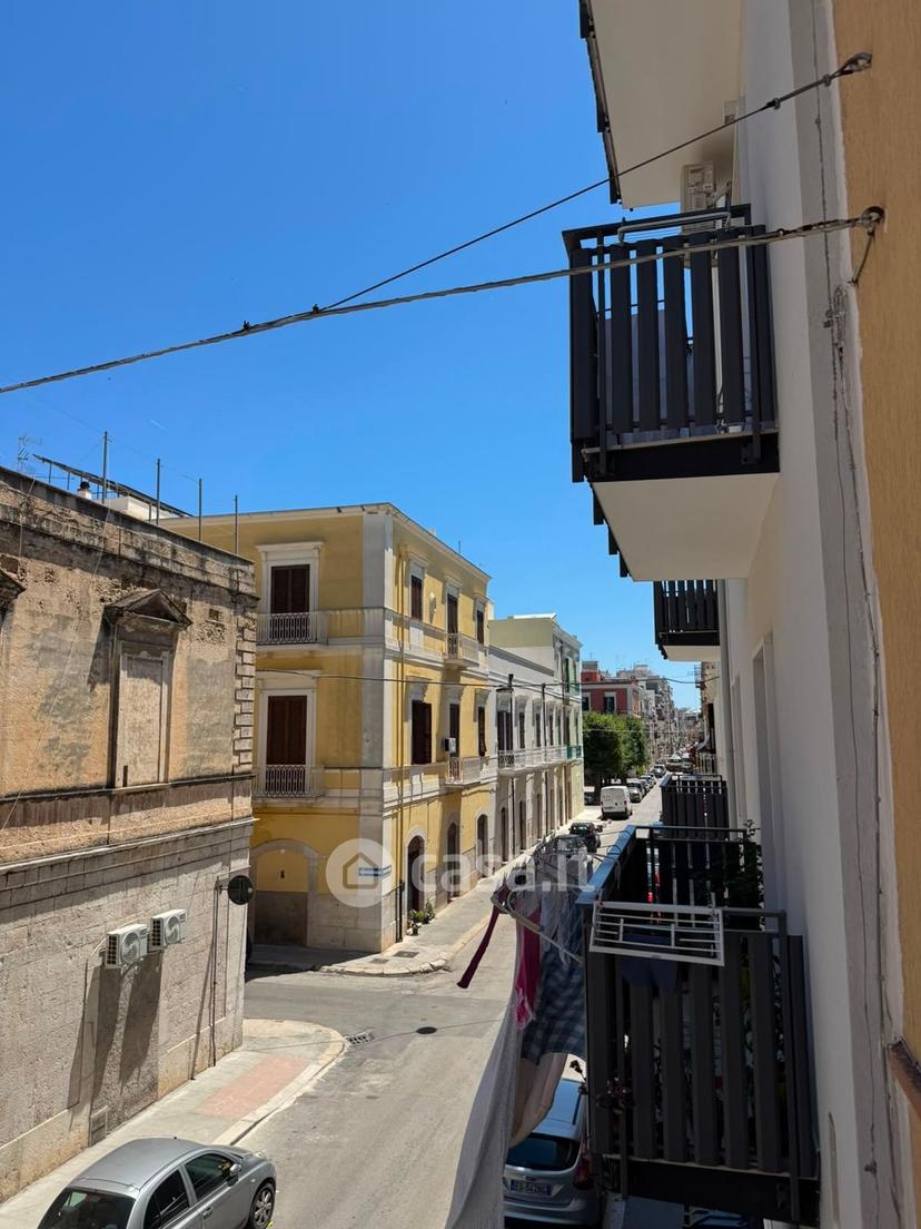 Trilocale in Via Amedeo 144 — foto 10 di 15