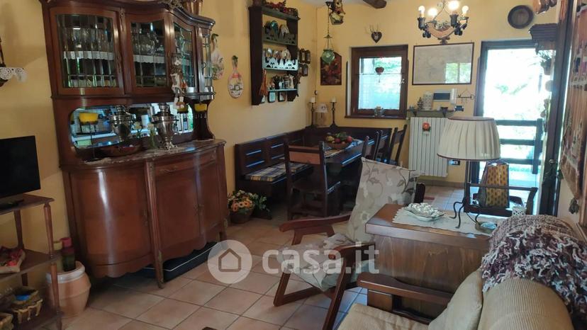 Villa in Località Canonica — foto 3 di 17