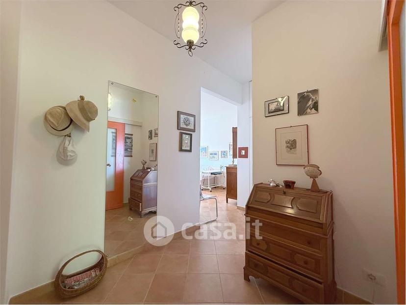 Appartamento in Viale delle Mimose 14 — foto 6 di 30