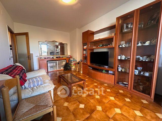 Trilocale in Via Amerigo Vespucci — foto 14 di 21