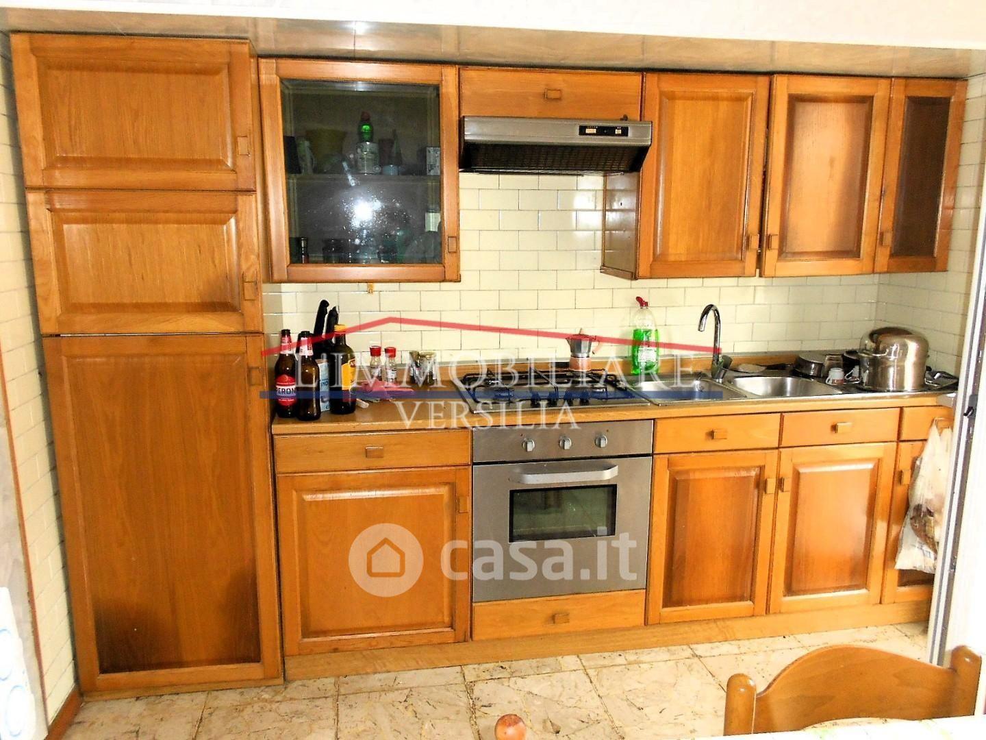 Villa in Via Bassagrande 78