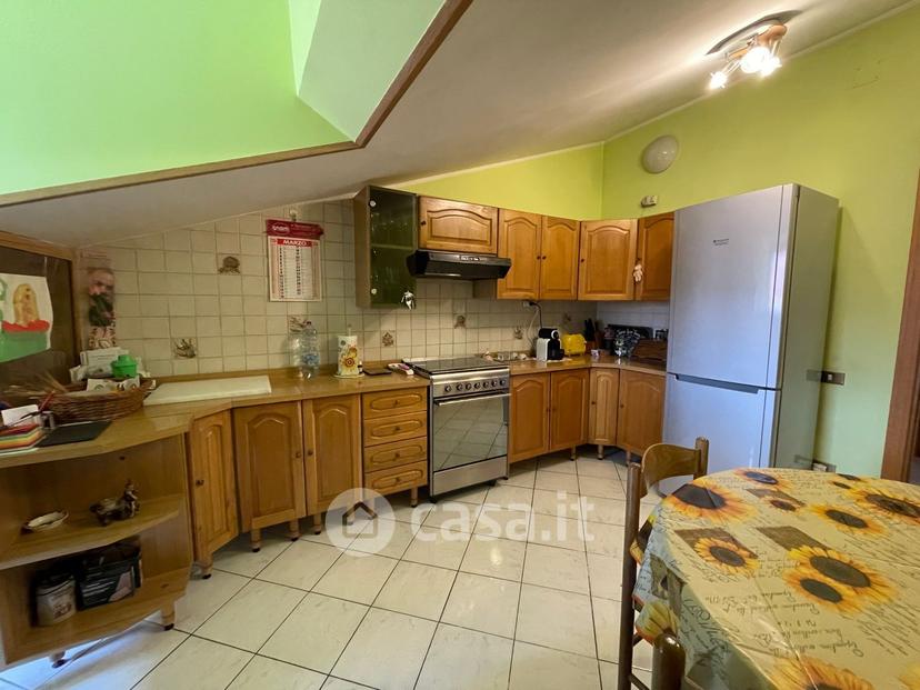 Appartamento in Via Celano 24 — foto 12 di 32