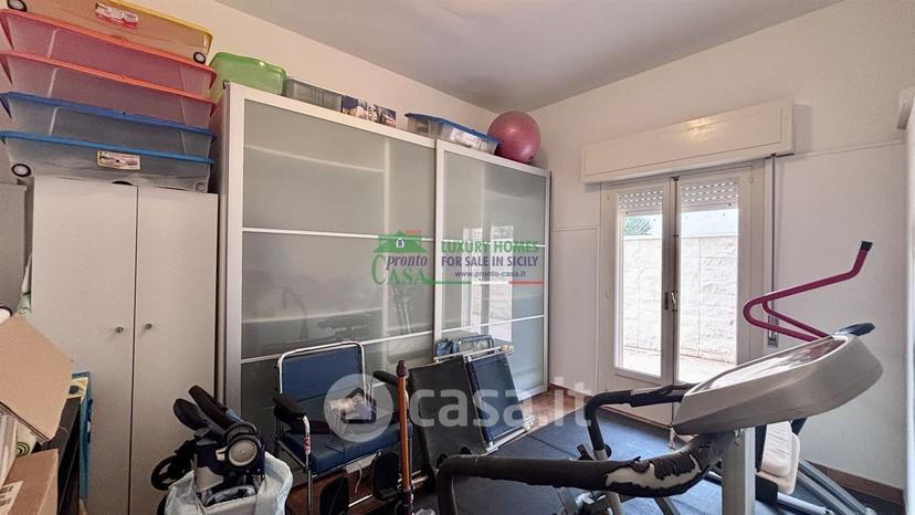 Villa in Via Portovenere — foto 7 di 36