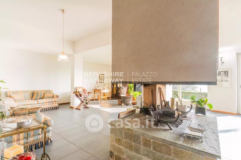 Villa in Via Paolo Carcano — foto 19 di 88