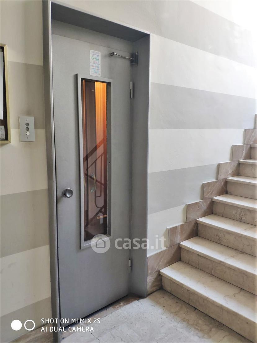 Trilocale in Via Giovanni Francesco Napione — foto 29 di 30