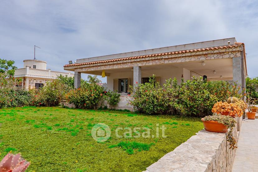 Villa in Via Mar Mediterraneo — foto 31 di 39