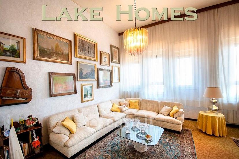 Villa in Via Per Lesa 19 — foto 6 di 39