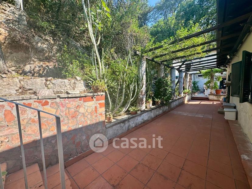 Villa in Via Appia 104 /200 — foto 81 di 136