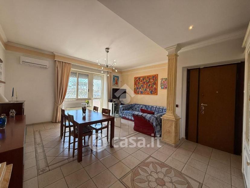 Trilocale in Via Cabourg 10 — foto 8 di 24