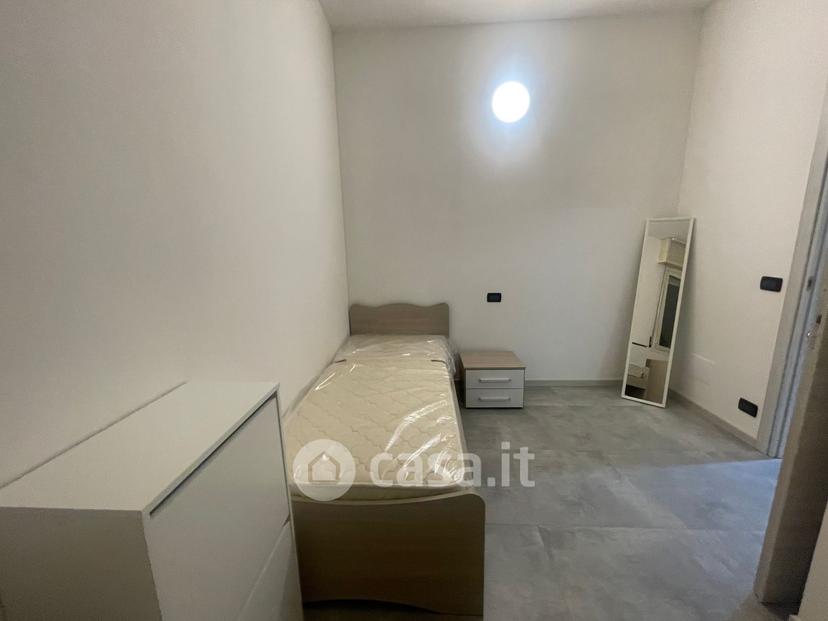Stanza in Via Bartolomeo Spani 18 d — foto 32 di 35