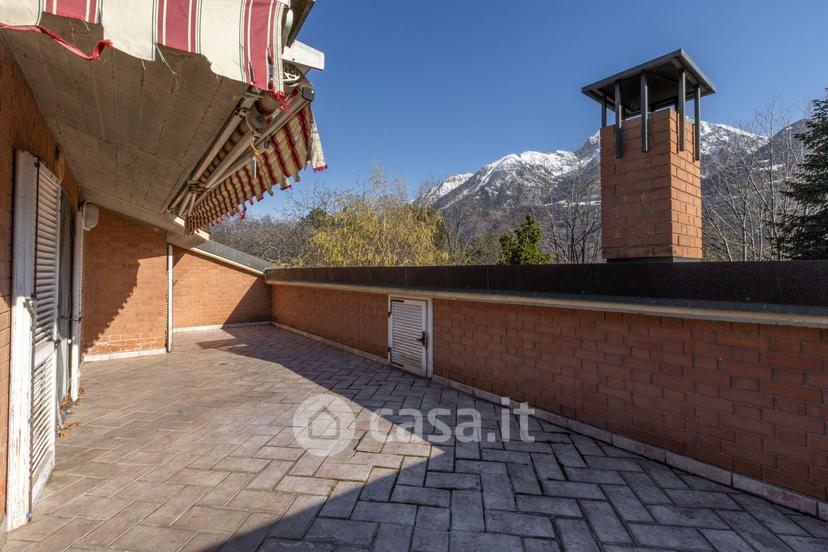 Villa in Regione Busseyaz